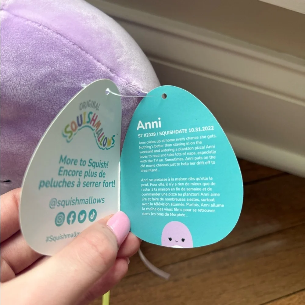 Squishmallow Anni Purple Stuffed Animal. NWT. Medium Size